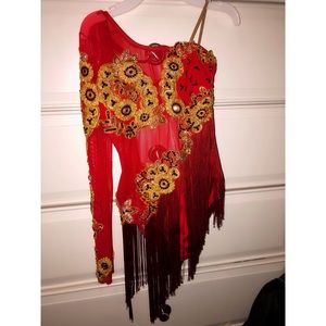 Gorgeous dance costume .